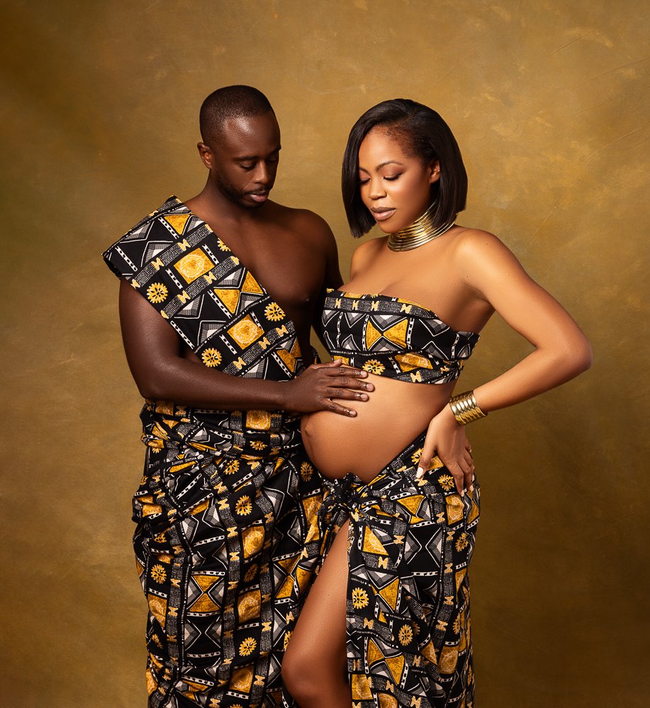 studio maternity photoshoot