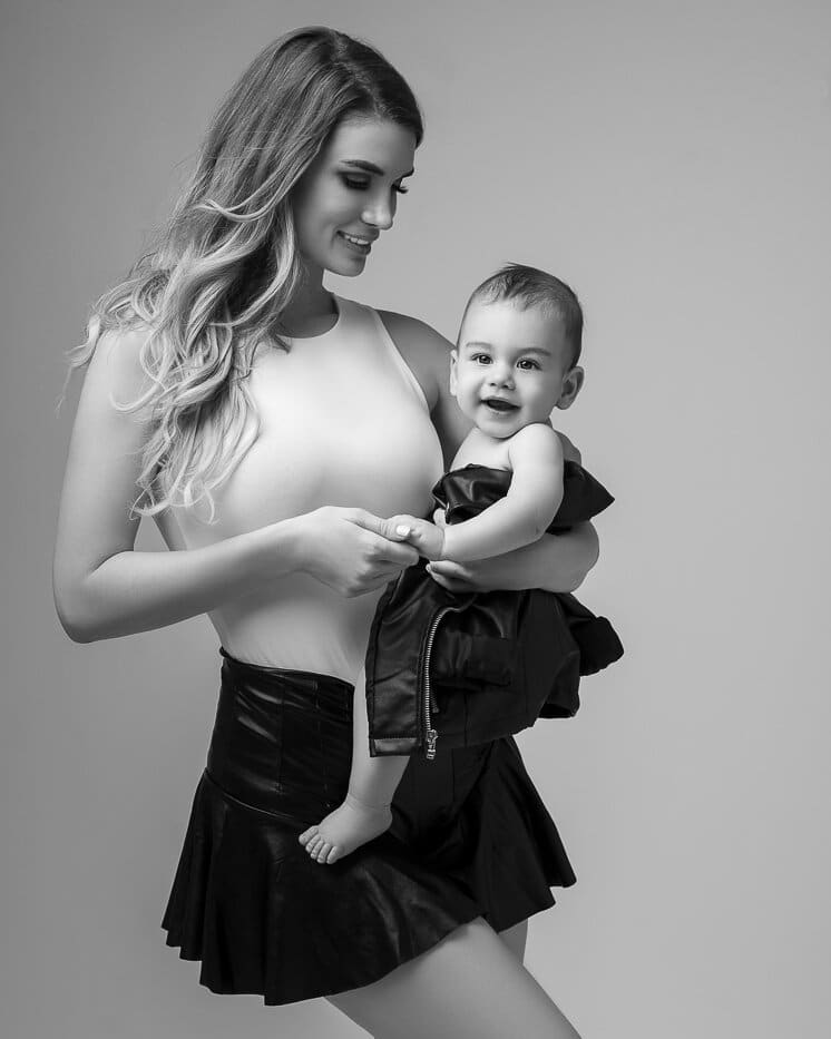 mommy and me photoshoot outfits