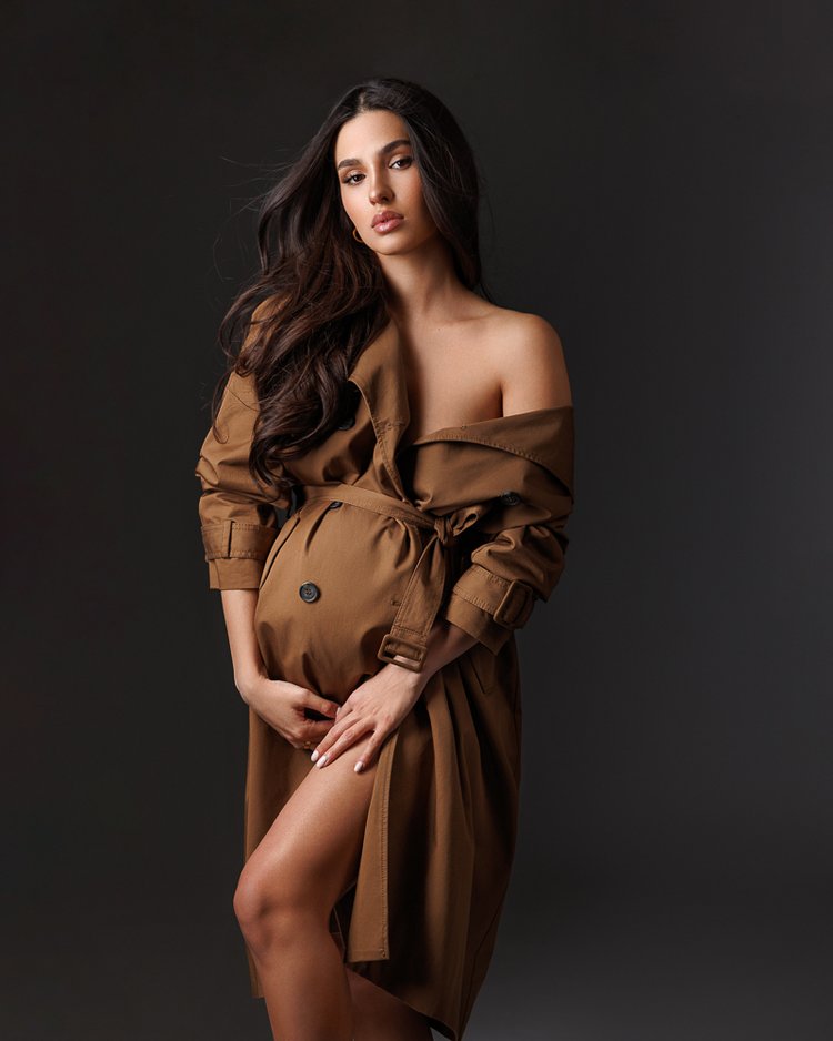 what to wear for a maternity photoshoot