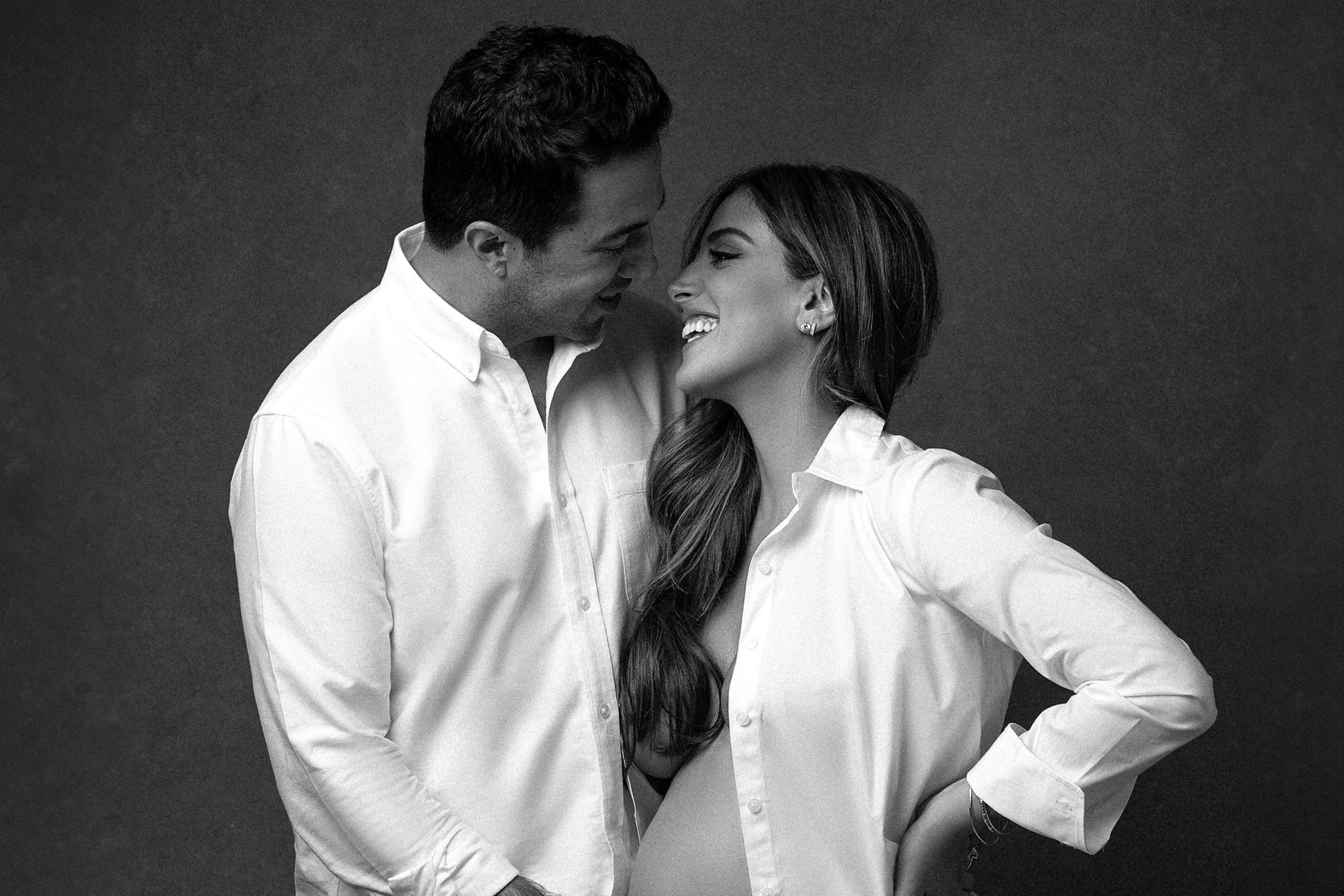 pregnancy photo shoot ideas with husband